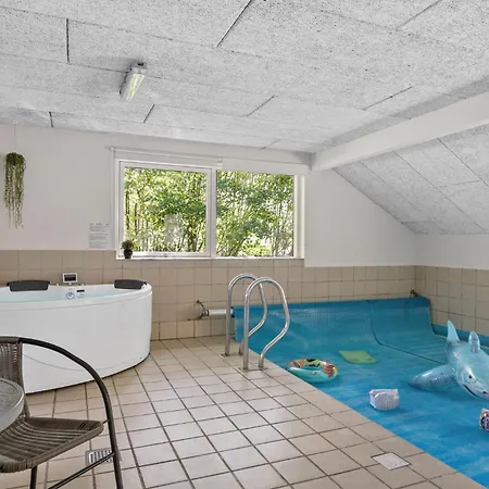 Gorgeous In With Sauna Holiday home