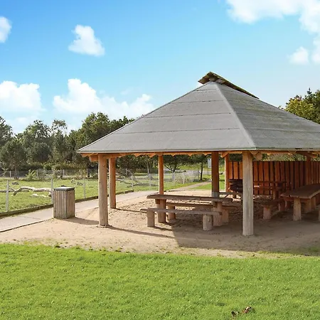 Dom wakacyjny Gorgeous In With Sauna Oksbøl